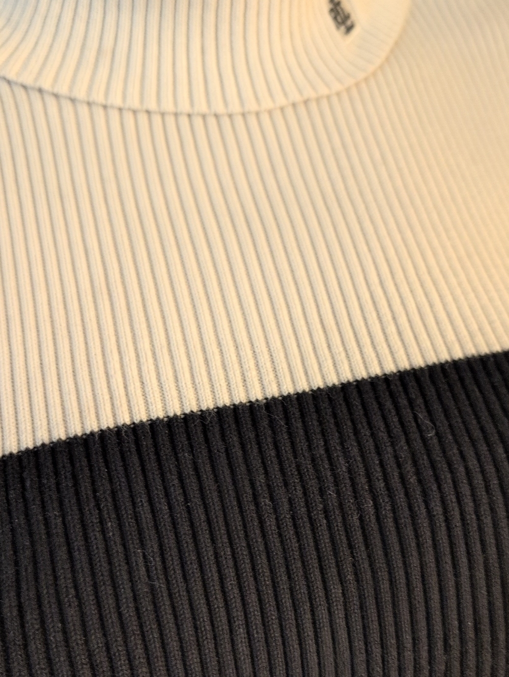 Lauren Ralph Lauren Black Ivory Colorblock Ribbed Turtleneck Sweater Large - Picture 8 of 14
